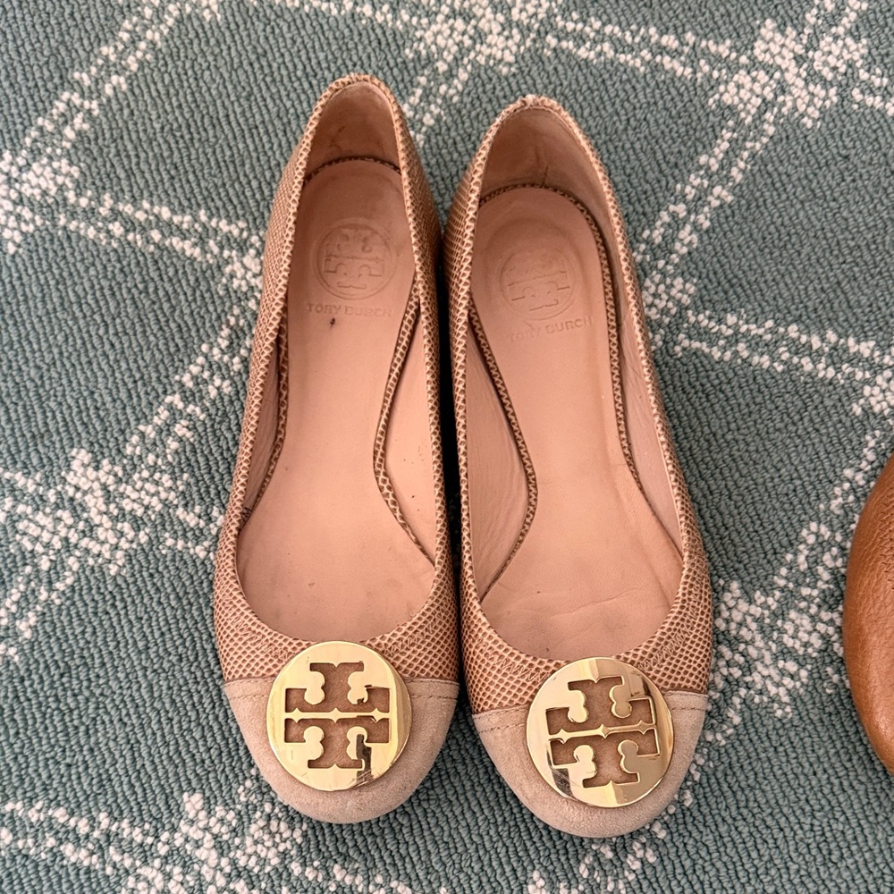 Tory Burch Tan Suede and Snakeskin leather Logo Ballet Flats size 7